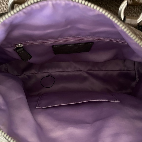 Coach purse Green Olive color - Picture 9 of 10